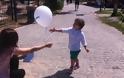 Διάδρασις και Μοιράζομαι μοίρασαν μπαλόνια και χαμόγελα στην Γλυφάδα