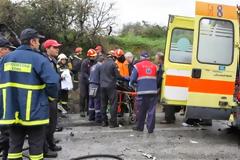 Οικογενειακή τραγωδία στην άσφαλτο: Νεκροί πατέρας και γιος