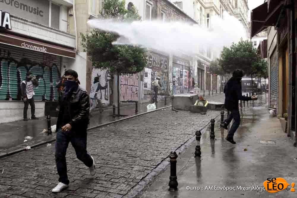 Ένας χρόνος από τα γεγονότα στο πάρκο Γκεζί της Τουρκίας [video] - Φωτογραφία 4