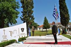 Ο ΥΜΑΘ κ. Θ. Καράογλου στην επιμνημόσυνη δέηση υπέρ των πεσόντων καταδρομέων