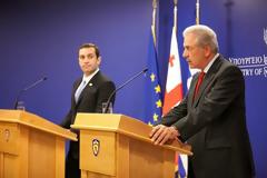 Δηλώσεις ΥΕΘΑ Δημήτρη Αβραμόπουλου και ΥΠΑΜ Γεωργίας Irakli Alasania μετά τη συνάντησή τους στο ΥΠΕΘΑ
