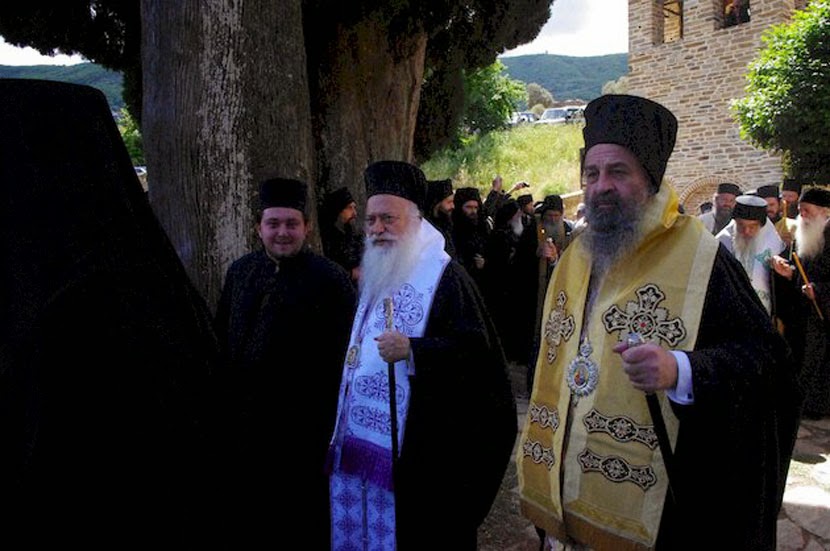 4847 - Το Άγιον Όρος αποχαιρέτησε τον Γέροντα Μωϋσή (φωτογραφίες) - Φωτογραφία 6