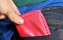 Ανήλικη ξάφριζε πορτοφόλια από εμπορικό κατάστημα στο Μαρούσι