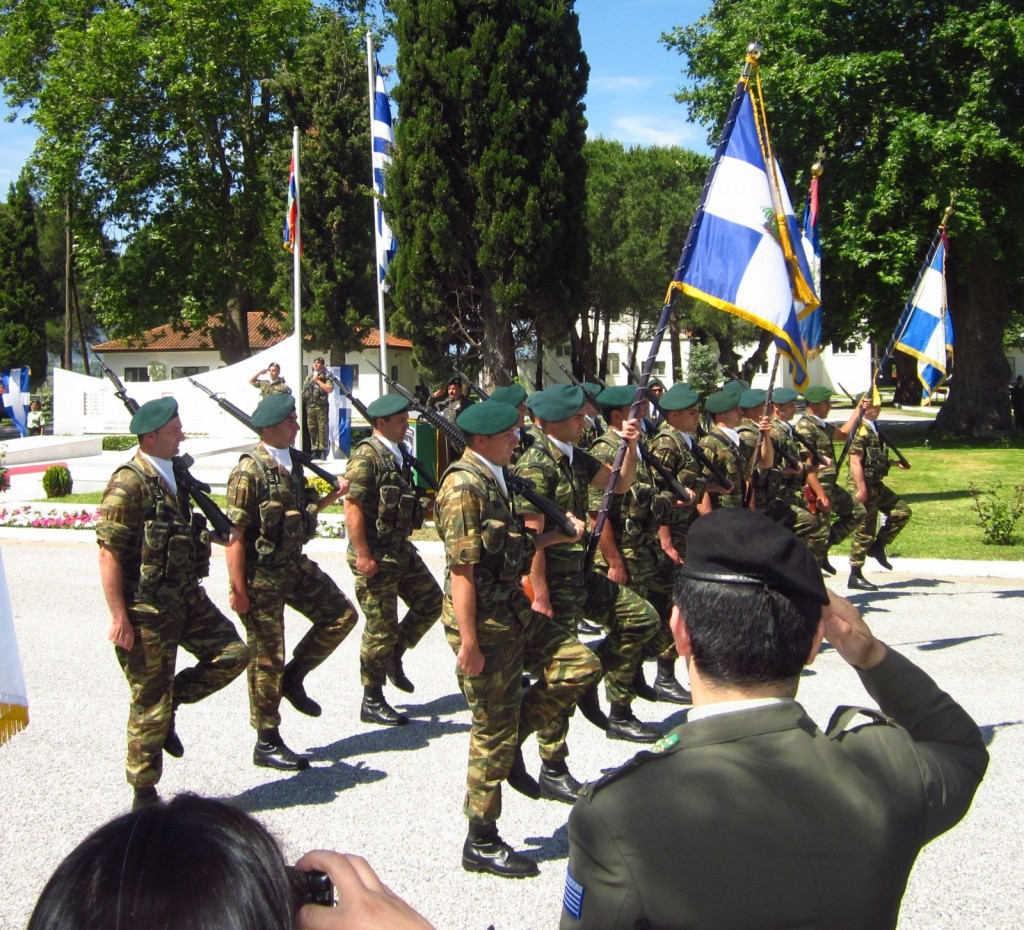 Τίμησαν τους Πεσόντες Καταδρομείς στο Στρατόπεδο των «Ημίθεων» ! - Φωτογραφία 2