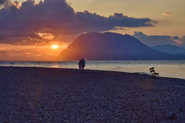 Πάτρα: Ηλιοβασίλεμα σαν... ζωγραφιά! Γέμισαν τα social media από το χθεσινό εντυπωσιακό ηλιοβασίλεμα - Φωτογραφία 6