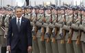 O Μπαράκ Ομπάμα προειδοποιεί εναντίον κάθε ρωσικής πρόκλησης