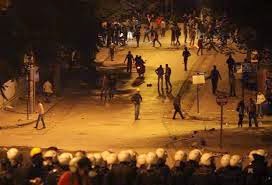 Κατεδαφίζουν τη συνοικία των διαδηλωτών στην Κωνσταντινούπολη - Φωτογραφία 1