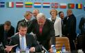 Δήλωση ΥΕΘΑ Δημήτρη Αβραμόπουλου μετά το πέρας της Συνόδου Υπουργών Άμυνας του ΝΑΤΟ στις Βρυξέλλες - Φωτογραφία 8