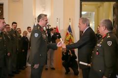 Απονομή πτυχίων στους απόφοιτους της ΣΕΘΑ από τον ΥΕΘΑ Δημήτρη Αβραμόπουλο