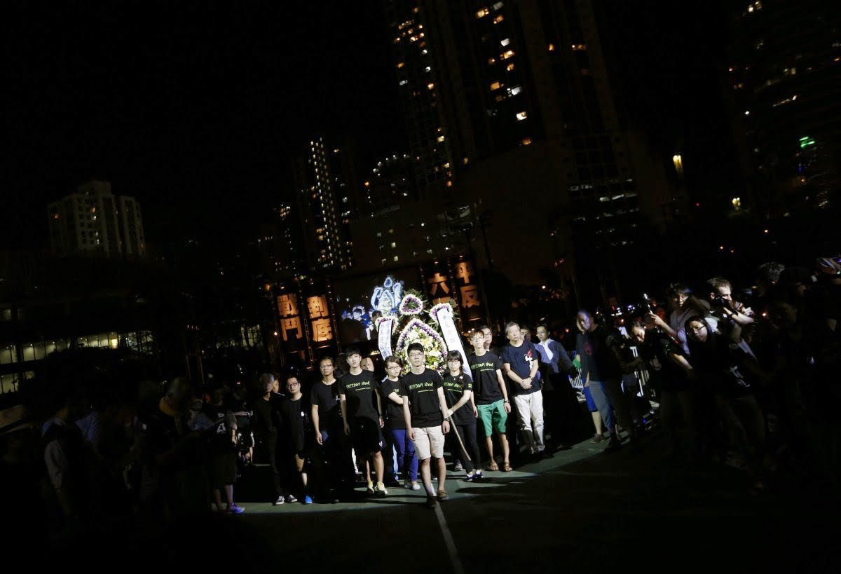 Το Χονγκ Κονγκ τιμά την Τιένανμεν -Το Πεκίνο κάνει τα πάντα για να ξεχάσει [video] - Φωτογραφία 6