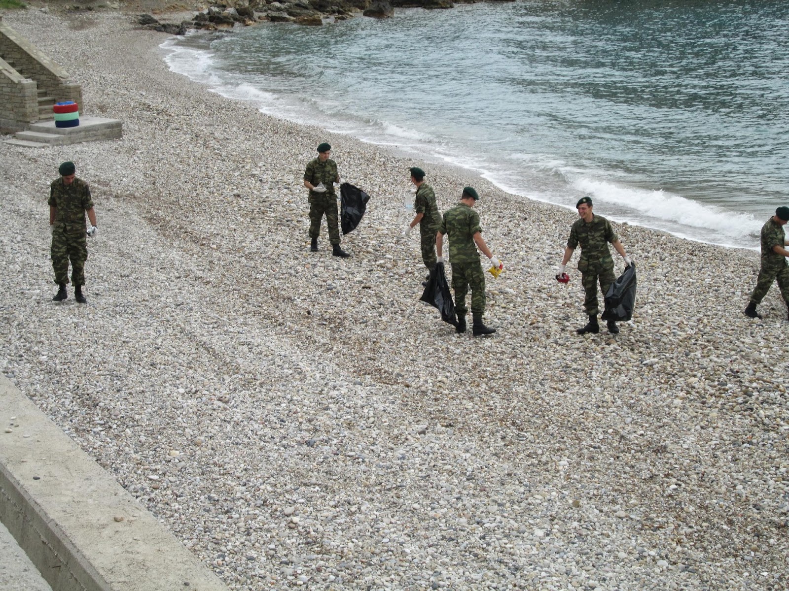 ΚΑΘΑΡΙΣΜΟΣ ΑΚΤΩΝ ΣΤΗ ΣΑΜΟ ΑΠΟ ΤΗΝ  79 ΑΔΤΕ - Φωτογραφία 7