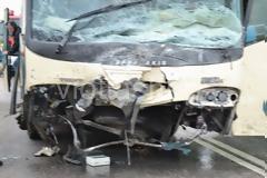 Τραγωδία στη Θήβα: Μητέρα δύο ανήλικων παιδιών έπεσε πάνω σε ΚΤΕΛ και έχασε τη ζωή της