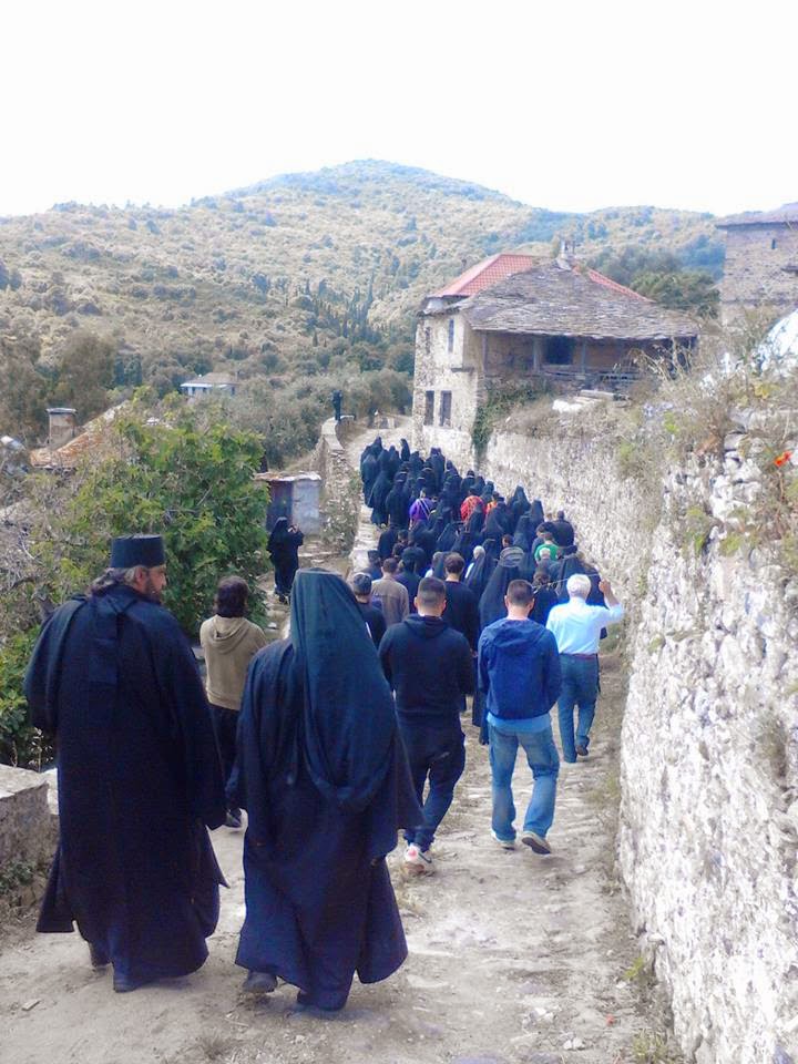 4863 - Φωτογραφίες από την κηδεία του Μοναχού Νικόδημου Μπιλάλη στην Ιερά Μονή Παντοκράτορος - Φωτογραφία 4