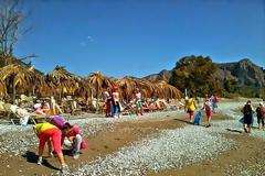 Εθελοντικός καθαρισμός στην παραλία του Λεωνιδίου, στη Νότια Κυνουρία