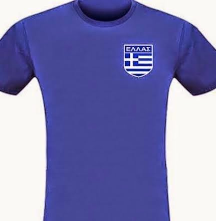 Τέρενς Κουίκ: Γιατί η ελληνική σημαία κοιτάει τα παπούτσια των ποδοσφαιριστών; [photos] - Φωτογραφία 3