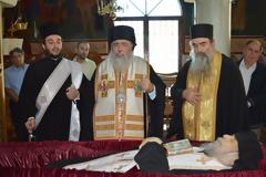 4878 - Τρισάγιο υπέρ αναπαύσεως της ψυχής του κοιμηθέντος Προηγουμένου της Ιεράς Μονής Γρηγορίου