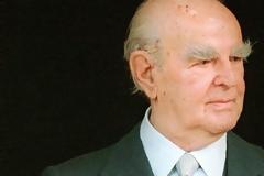 Βγαίνει σε δημοπρασία η κλασική Μερσεντές που χρησιμοποιούσε ο Κωνσταντίνος Καραμανλής