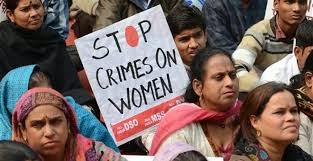 Νέο περιστατικό με γυναίκα κρεμασμένη σε δέντρο μετά από ομαδικό βιασμό στην Ινδία - Φωτογραφία 1