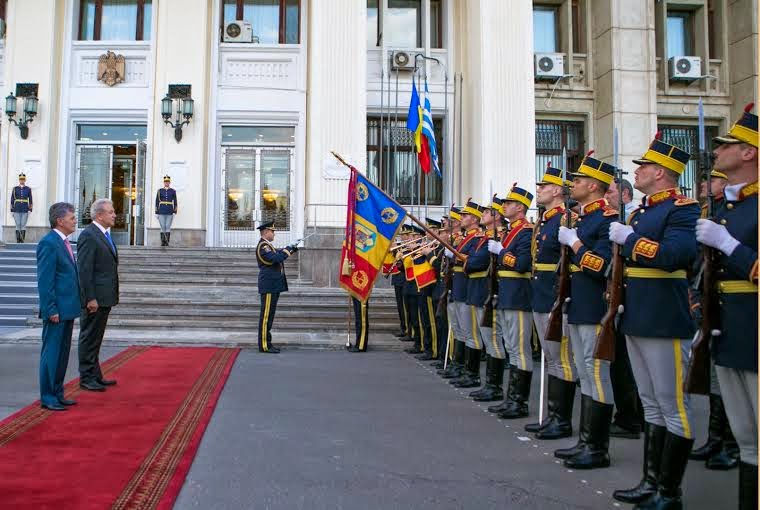 Ολοκλήρωση επίσκεψης ΥΕΘΑ Δημήτρη Αβραμόπουλου στη Ρουμανία - Φωτογραφία 16