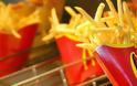 Καρέ-καρέ πώς φτιάχνεται το πιο φημισμένο... πιάτο των McDonald's - Οι τηγανιτές πατάτες - Φωτογραφία 1