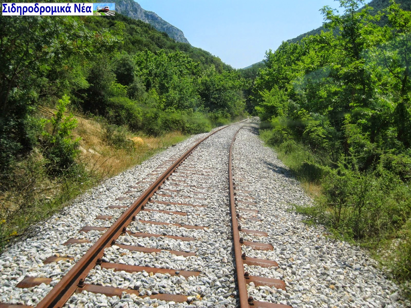 Μοναδική εμπειρία το ταξίδι με το τρενάκι των Τεμπών. Δείτε μοναδικές εικόνες - Φωτογραφία 3