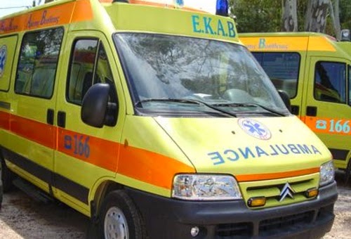 Σοβαρό ατύχημα στη Καστοριά - Οδηγός Ι.Χ παρέσυρε και τραυμάτισε πεζό [photos] - Φωτογραφία 1