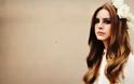 Lana Del Rey: «Εύχομαι να ήμουν ήδη νεκρή»