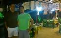 Διάσημος παίκτης της Τσέλσι βλέπει το Μουντιάλ από ταβέρνα στο Μεγανήσι... [photos] - Φωτογραφία 3