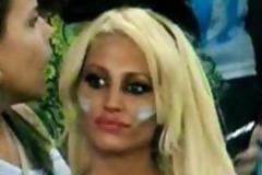 Η Vicky Xipolitakis είναι η Ελληνίδα που «τα σπάει» στο World Cup 2014