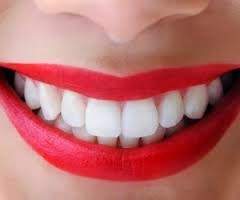 Ποιες τροφές λευκαίνουν τα δόντια; - Φωτογραφία 1