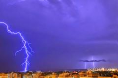 «Βομβαρδίστηκε» από κεραυνούς χτες το βράδυ η Θεσσαλονίκη! (φωτο)