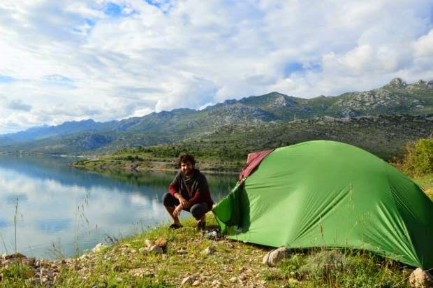 Στάση στην Πάτρα για τον Ιρανό φοιτητή που ταξιδεύει με ποδήλατο από τη Γερμανία στη χώρα του - Φωτογραφία 4