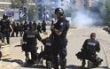 Συγκρούσεις αστυνομικών και διαδηλωτών στο Κόσοβο