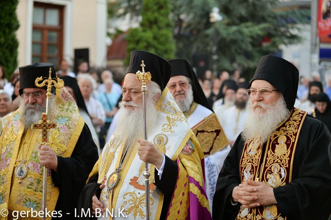 4962 - Η Βέροια υποδέχθηκε την Αγία Ζώνη της Παναγίας (φωτογραφίες) - Φωτογραφία 7