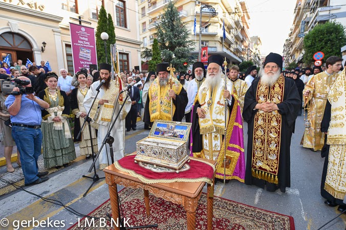 4962 - Η Βέροια υποδέχθηκε την Αγία Ζώνη της Παναγίας (φωτογραφίες) - Φωτογραφία 8