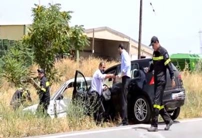 Τροχαίο ατύχημα με 3 αυτοκίνητα και ένα τραυματία στη Θήβα [photos - video] - Φωτογραφία 1