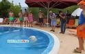 Εκπληκτικό βίντεο με κόλπάκι μέσα σε πισίνα του ταχυδακτυλουργού Μελχιόρ! - Φωτογραφία 3
