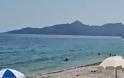 Βουτιές με θέα τον «Κοκκινόβραχο» στην παραλία Λάκκος του Λεωνιδίου! [video] - Φωτογραφία 1