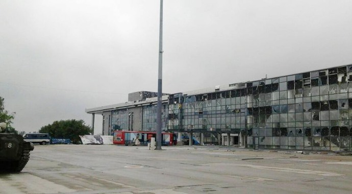 Δείτε το αεροδρόμιο του Ντονέτσκ μετά τις σφοδρές μάχες [photos] - Φωτογραφία 5