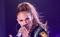 Jennifer Lopez: Αδυνάτισε και δεν σταματά να μας δείχνει το κορμί της - Φωτογραφία 3