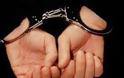 Σύλληψη δύο άντρων για εκβιασμό, φθορές και κλοπή