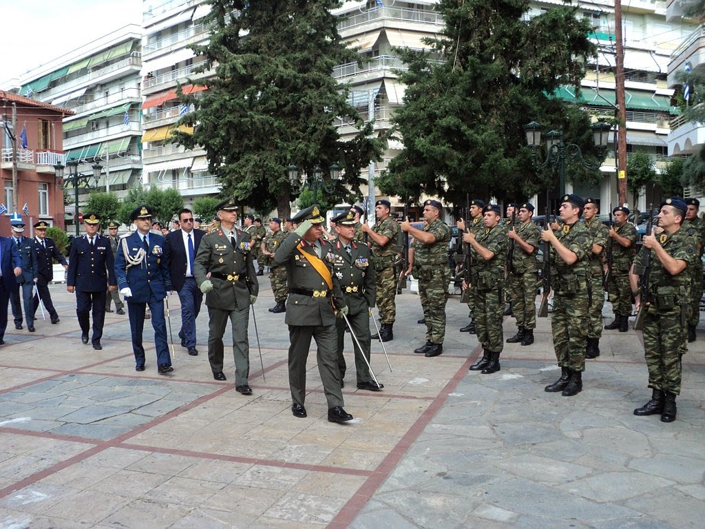 ΠΑΡΟΥΣΙΑ Α/ΓΕΕΘΑ ΣΤΙΣ ΕΟΡΤΑΣΤΙΚΕΣ ΕΚΔΗΛΩΣΕΙΣ ΣΤΙΣ ΣΕΡΡΕΣ - Φωτογραφία 4