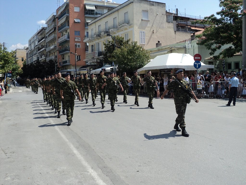 ΠΑΡΟΥΣΙΑ Α/ΓΕΕΘΑ ΣΤΙΣ ΕΟΡΤΑΣΤΙΚΕΣ ΕΚΔΗΛΩΣΕΙΣ ΣΤΙΣ ΣΕΡΡΕΣ - Φωτογραφία 8