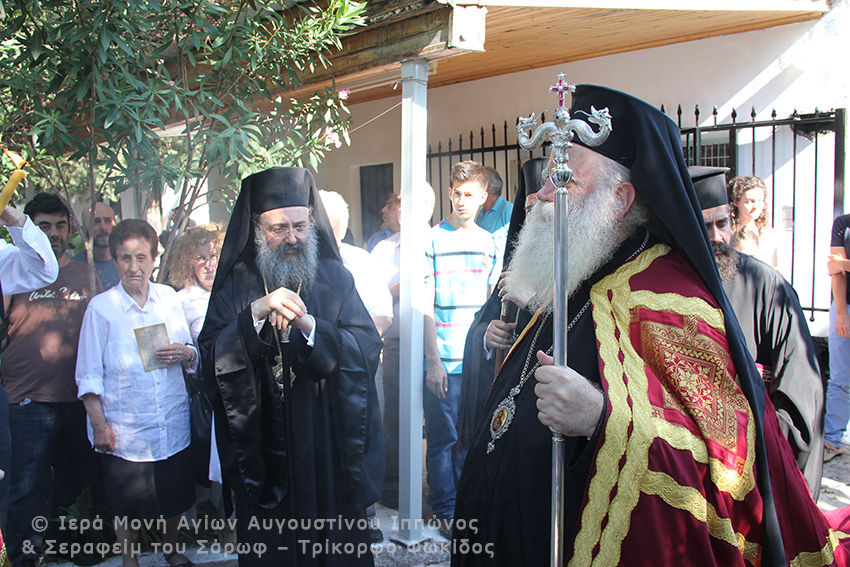 Ανακομιδή λειψάνων μιας σύγχρονης οσιακής μορφής της Ι. Μ. Πατρών - Φωτογραφία 7