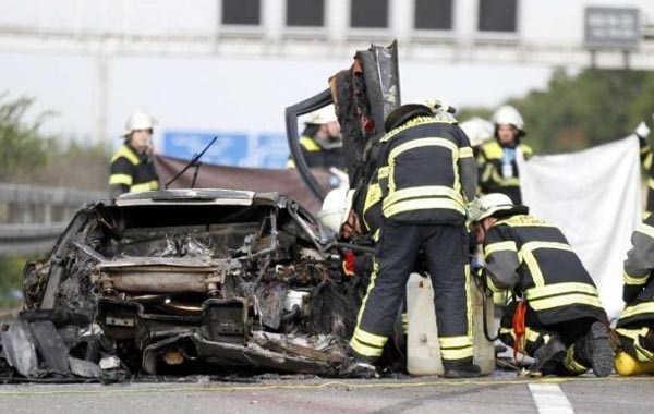 Ένα πανάκριβο ατύχημα στη Γερμανία - Δείτε πως κατάντησε μια Lamborghini Murcielago - Φωτογραφία 2