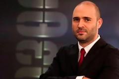 Παντρεύτηκε κρυφά ο Κωνσταντίνος Μπογδάνος! Αυτή είναι η 29χρονη κούκλα σύζυγός του! [photos]