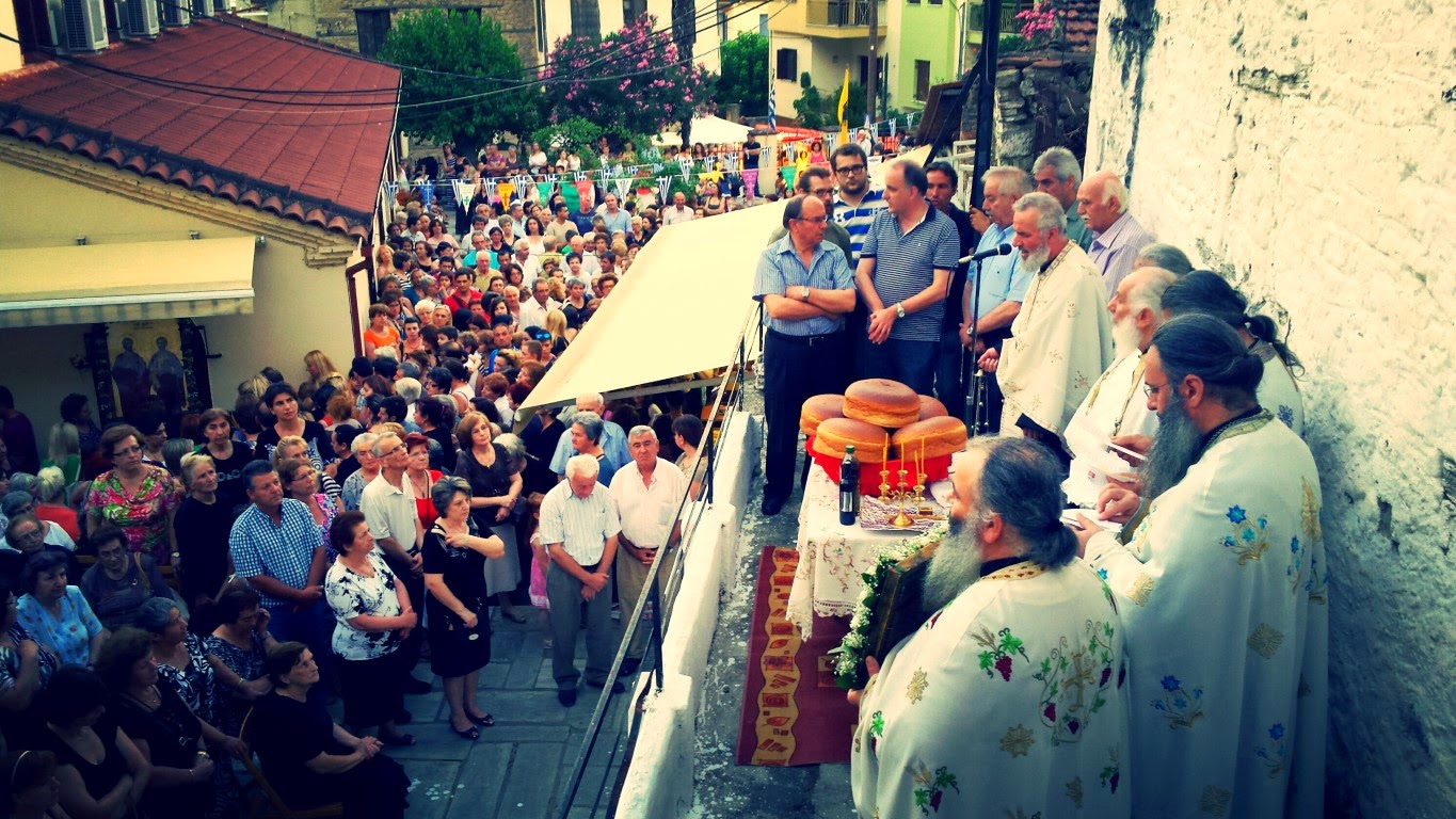 Συγκινητικές στιγμές στου Αγίους Αναργύρους στα Τρίκαλα [photos] - Φωτογραφία 2