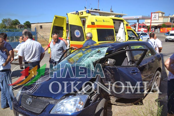 Αυτοκίνητο καρφώθηκε σε κολώνα στον Πύργο - Από θαύμα ζει ακόμα ο οδηγός [photos] - Φωτογραφία 3