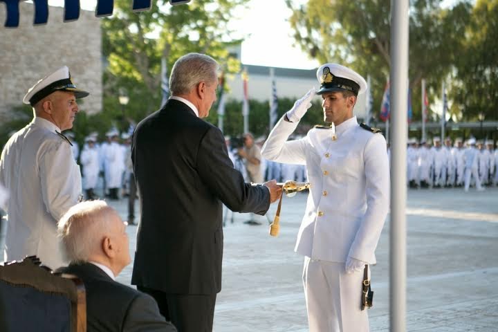 Tελετή ορκωμοσίας των νέων Σημαιοφόρων στη Σχολή Ναυτικών Δοκίμων - Φωτογραφία 8