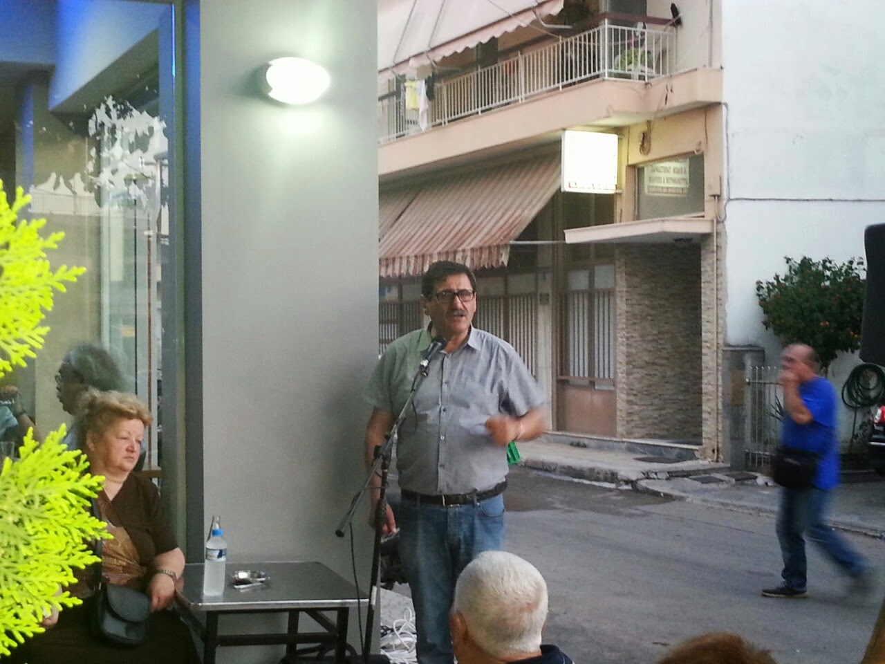 Πάτρα-Τώρα: Ομιλία Πελετίδη σε καφενείο στην Ανθείας - Φωτογραφία 3